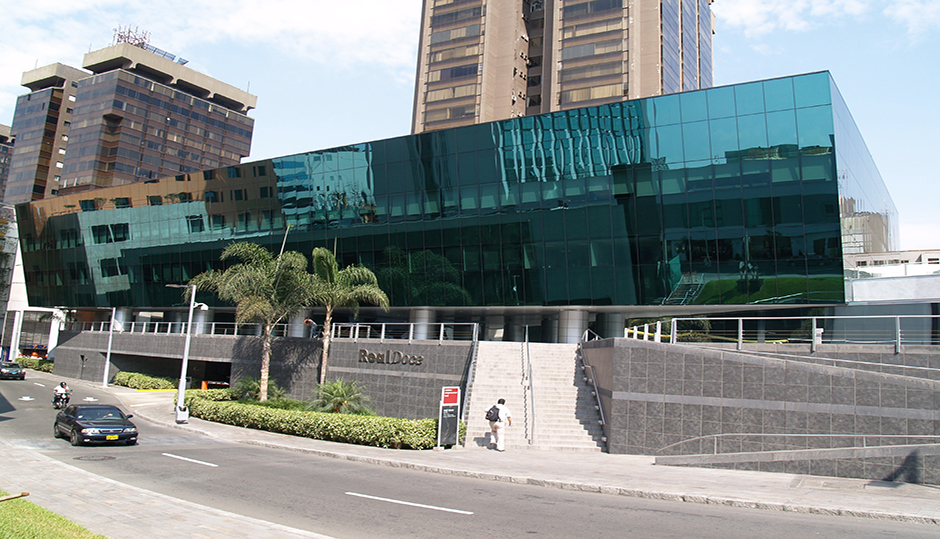 Edificio Oficinas Real Doce